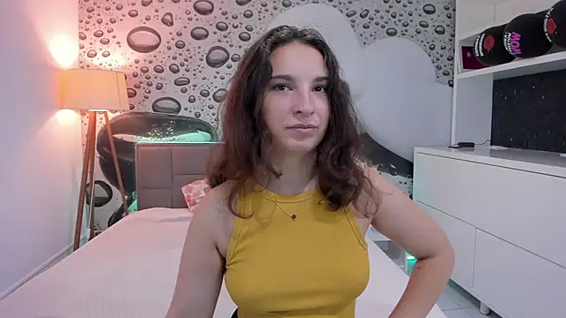 JosephineRows online show from 22, 7, 2026