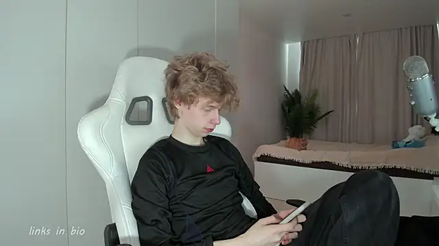 Wawesuc online show from 11, 4, 2026