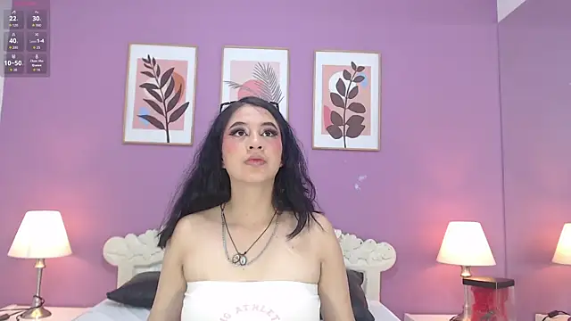 Snapshot of YayaQueen chatting on 8, 5, 2026 YayaQueen online show from 8, 5, 2026