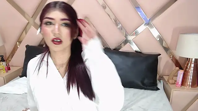 ZairaRogue online show from 12, 3, 2026