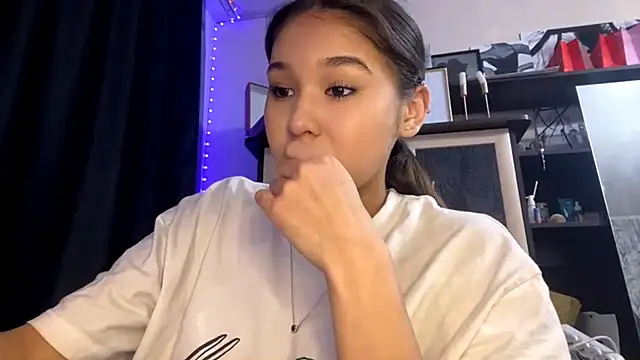 CatherineForbes online show from 13, 4, 2026