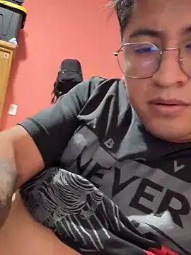 GoldenM95 online show from 6, 3, 2026