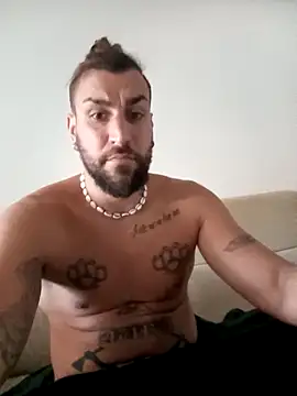 Jjkkhjfeuo online show from 25, 3, 2026