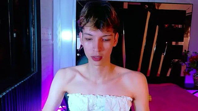 Stefany PiInk online show from 2, 4, 2026