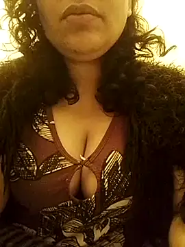 Snapshot of karamil69sxx chatting on 8, 3, 2026 karamil69sxx online show from 8, 3, 2026