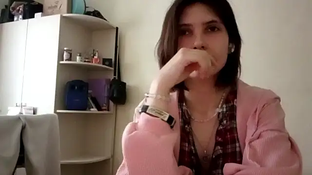 Snapshot of FluffyKisses chatting on 9, 3, 2026 FluffyKisses online show from 9, 3, 2026