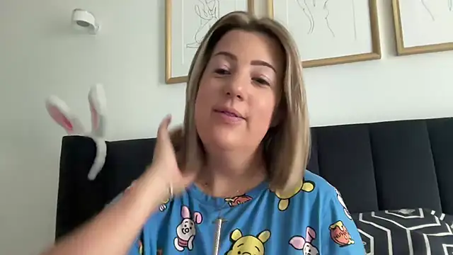 annabellewarick online show from 4, 6, 2026