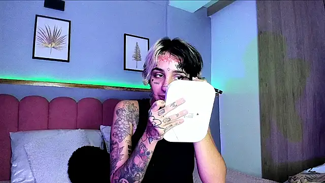 MidnightSinners online show from 20, 4, 2026