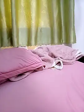 Mie-luna online show from 29, 4, 2026