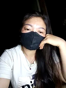 Bling-pusy online show from 7, 4, 2026