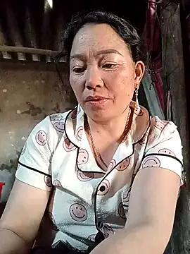 Yellow-pink online show from 24, 3, 2026