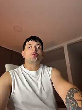 TroyeSavage online show from 21, 4, 2026