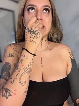 CarolQueen1  online show from 29, 3, 2026