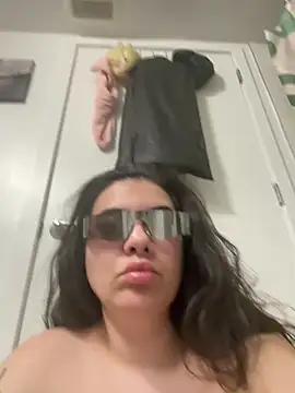 Snapshot of persianpussyxx chatting on 9, 3, 2026 persianpussyxx online show from 9, 3, 2026