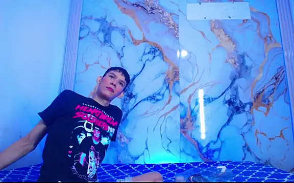 Desire Boys1 online show from 25, 4, 2026