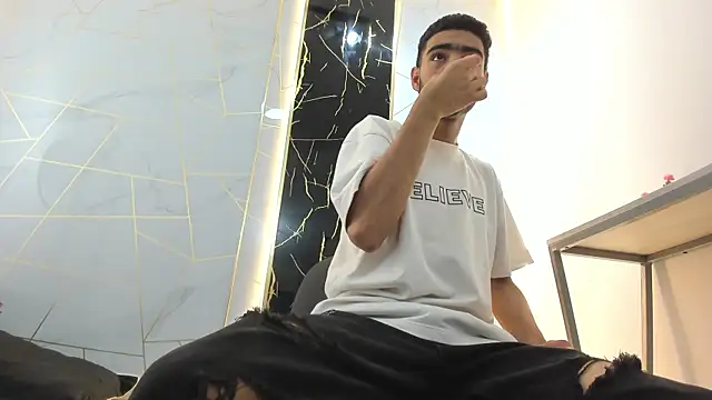 Valentin Lux online show from 14, 3, 2026