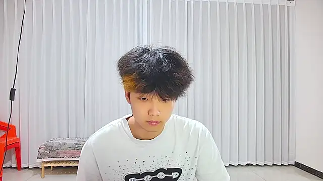 icecream-002 online show from 7, 4, 2026