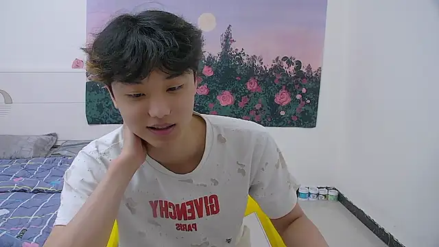 icecream-002 online show from 24, 4, 2026