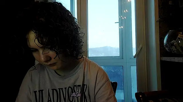 Snapshot of OlivaArashiro chatting on 12, 3, 2026 OlivaArashiro online show from 12, 3, 2026