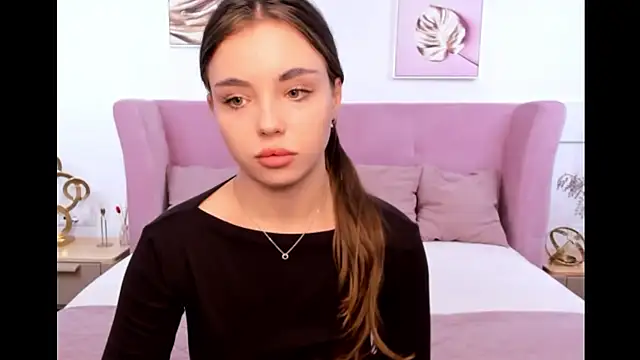 Snapshot of MyEvelin chatting on 2, 6, 2026 MyEvelin online show from 2, 6, 2026