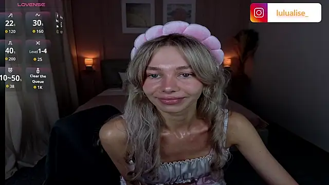 Snapshot of LuluAlis chatting on 11, 6, 2026 LuluAlis online show from 11, 6, 2026
