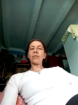Snapshot of Tania9876 chatting on 14, 5, 2026 Tania9876 online show from 14, 5, 2026