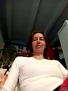 Snapshot of Tania9876 chatting on 18, 5, 2026 Tania9876 online show from 18, 5, 2026