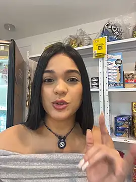 Bella-Ferrer online show from 30, 6, 2026