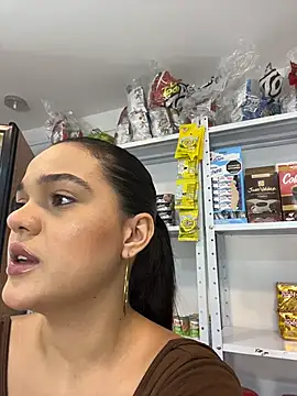 Bella-Ferrer online show from 10, 7, 2026