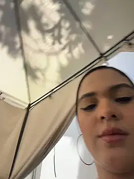 Bella-Ferrer online show from 17, 7, 2026