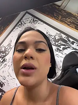 Bella-Ferrer online show from 2, 8, 2026