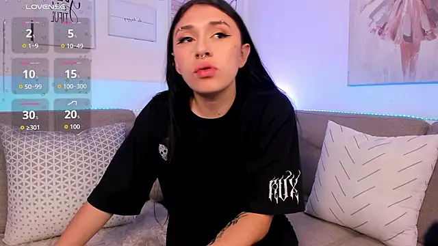 Zoey monroe online show from 19, 6, 2026