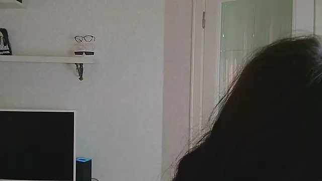 Snapshot of SaltedCaramely chatting on 6, 6, 2026 SaltedCaramely online show from 6, 6, 2026