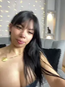 Queen Chanel XXX online show from 26, 5, 2026