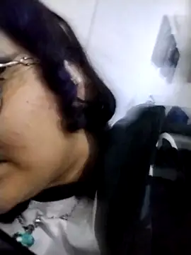 Liily Foxxy online show from 28, 4, 2026