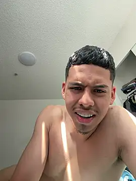 LatinHotxx2 online show from 29, 7, 2026
