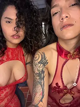 Twoshotsparty420 online show from 16, 5, 2026