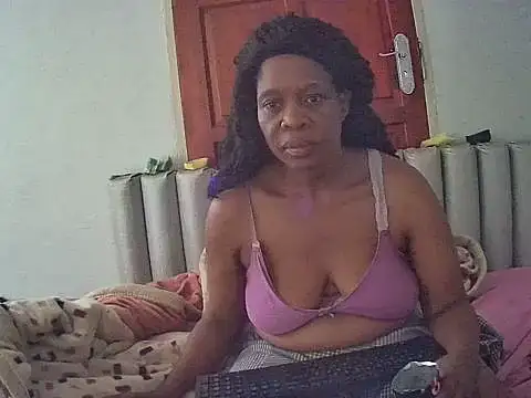 JoycyQueen online show from 25, 3, 2026