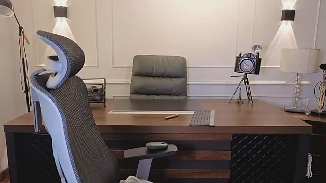 megan vg online show from 7, 4, 2026