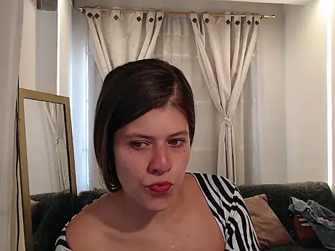 Moonna linnda online show from 25, 3, 2026