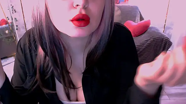 DaisyBloomm online show from 12, 3, 2026