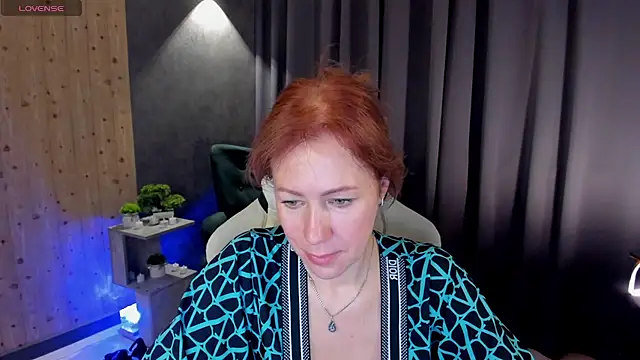 Snapshot of LeticiaRomano chatting on 11, 3, 2026 LeticiaRomano online show from 11, 3, 2026