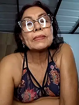 Snapshot of HOT_LATINA20 chatting on 25, 6, 2026 HOT LATINA20 online show from 25, 6, 2026