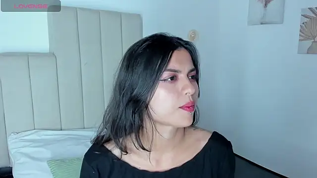 Zoee Kravitz online show from 13, 5, 2026