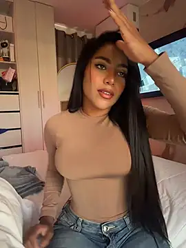 Snapshot of SaraValentina11 chatting on 13, 6, 2026 SaraValentina11 online show from 13, 6, 2026