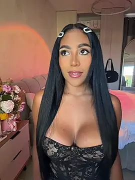Snapshot of SaraValentina11 chatting on 25, 7, 2026 SaraValentina11 online show from 25, 7, 2026