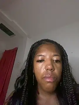 Snapshot of Brenda_hot27 chatting on 1, 6, 2026 Brenda hot27 online show from 1, 6, 2026