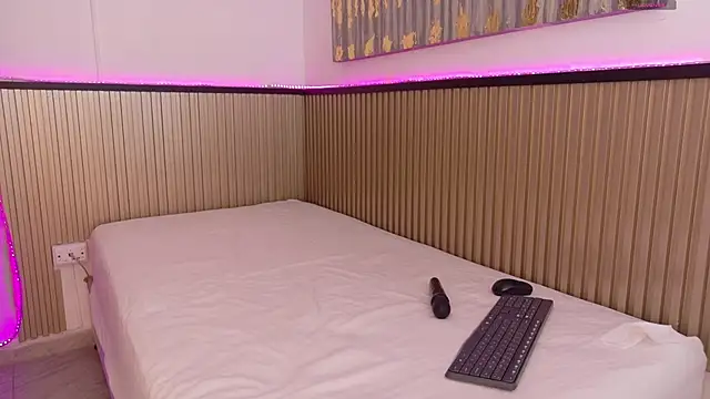  aria carterr  online show from 19, 4, 2026