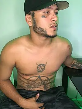 Snapshot of Crow_boss77 chatting on 23, 3, 2026 Crow boss77 online show from 23, 3, 2026