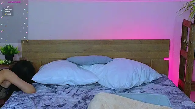 DarcyBlackwood online show from 15, 4, 2026